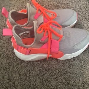 women’s nike air sneakers multi colored grey with orange And pink